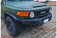 Přední pevnostní nárazník Toyota FJ Cruiser (06-)