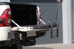 Univerzální nášlap na korbu PickUp