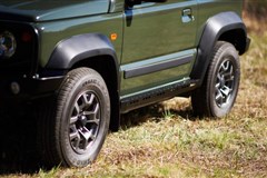 Boční pevnostní ochranné nášlapy Suzuki Jimny 2018+ Boční pevnostní ochranné nášlapy Suzuki Jimny 2018+