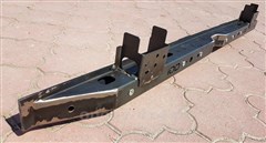 Spodní výztuha předního čela Nissan Patrol Y61, Y61 GU4