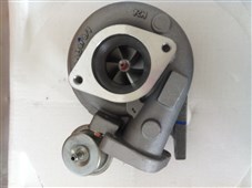 Nissan Patrol Y61 turbodmychadlo 2,8TD