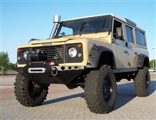 Laminátové lemy blatníků Land Rover Defender (do roku výroby 2007) +12,5cm Laminátové lemy blatníků Land Rover Defender (do roku výroby 2007) +12,5cm