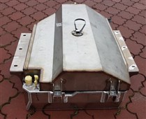 Palivová nádrž (95l) s přídavnou nádrží na vodu (46l) Toyota Land Cruiser J8 (90-99)/J10 (98-07)