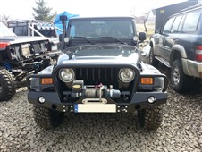 Přední pevnostní nárazník Jeep Wrangler TJ (97-07)