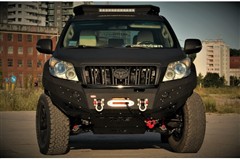 Přední pevnostní nárazník Toyota Land Cruiser 150