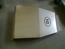 Pevnostní kryt nádrže Land Rover Discovery II (99-04)              