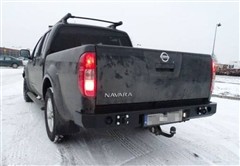 Zadní pevnostní nárazník Nissan Navara D40 (10-15)