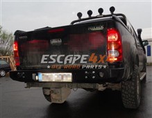 Zadní pevnostní nárazník Toyota Hilux (06-15)