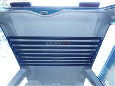 Vnitřní expediční úložný prostor (nový model) Nissan Patrol Y61, 3 dvéř. verze