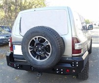 Zadní pevnostní nárazník Mitsubishi Pajero III (00-06)