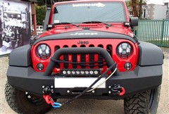 Přední pevnostní nárazník Jeep Wrangler JK
