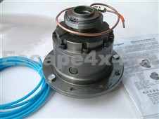 Zadní uzávěrka Suzuki Vitara (88-93) Zadní uzávěrka Suzuki Vitara (88-93)