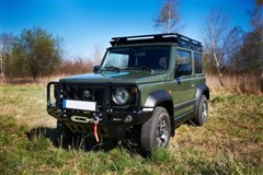 Přední pevnostní nárazník s demontovatelným bullbarem Suzuki Jimny (18-) Benzín
